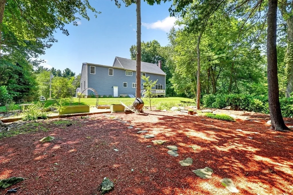 Photo of 8 Saddle Way