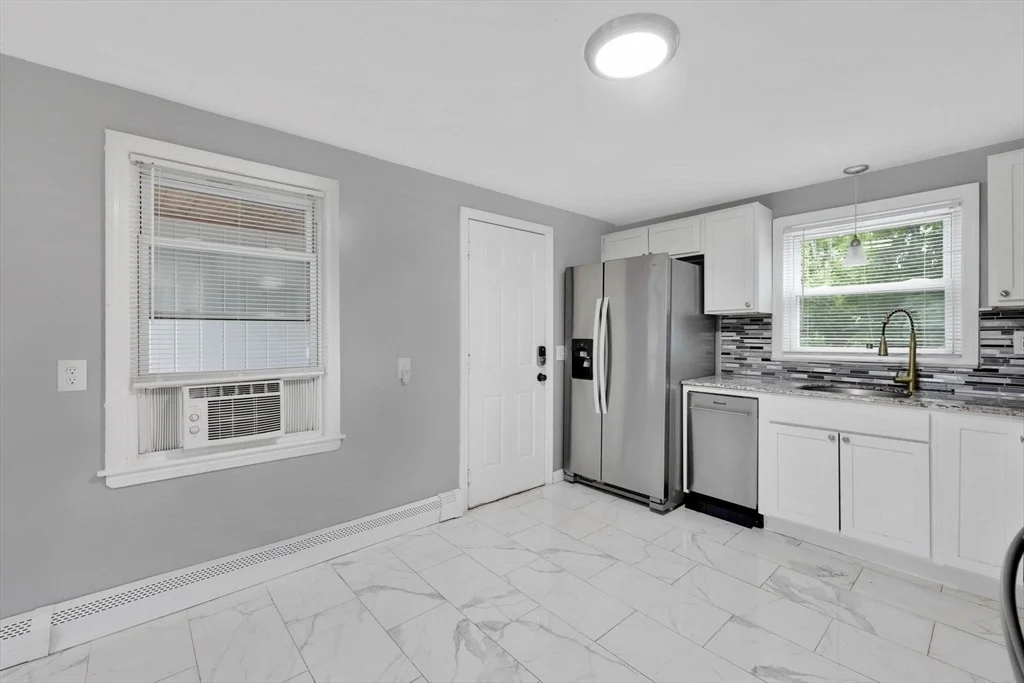Photo of 38 Tinkham Rd