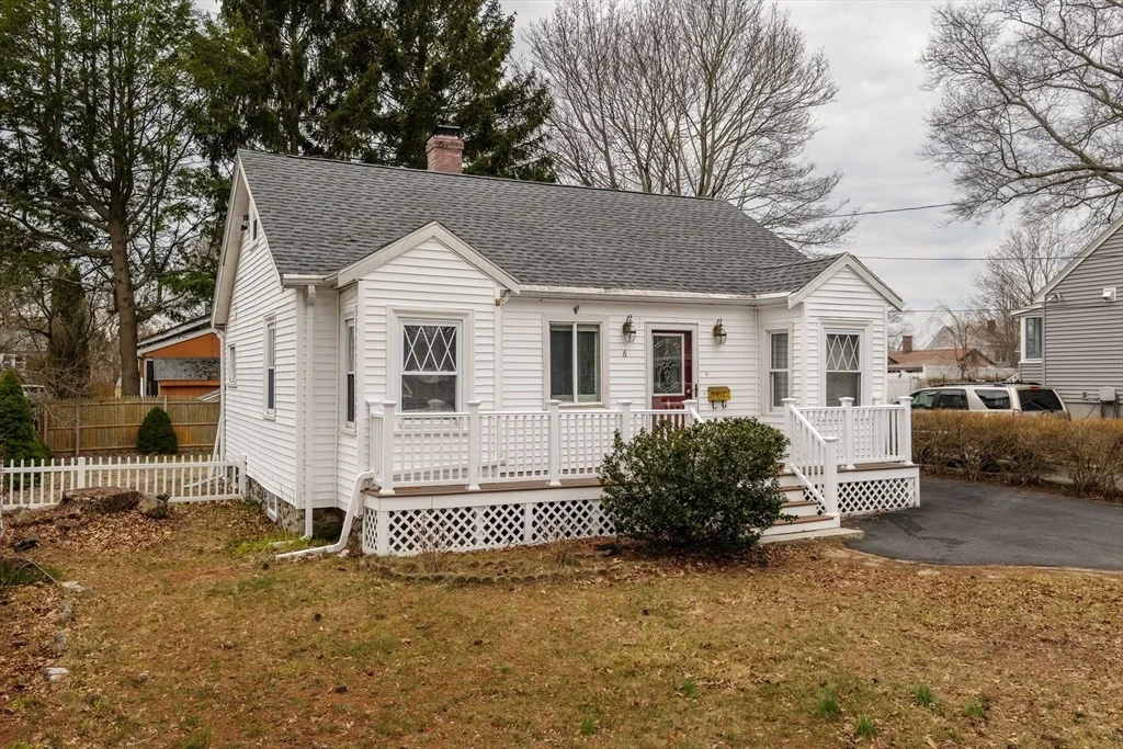 Photo of 6 Hayes Ave
