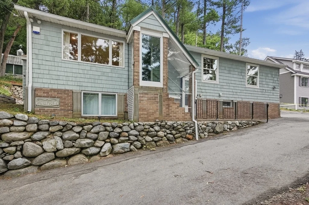 Photo of 334 Rogers St