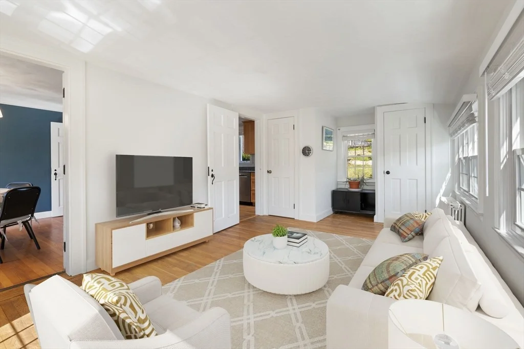 Photo of 64 Gayland Rd