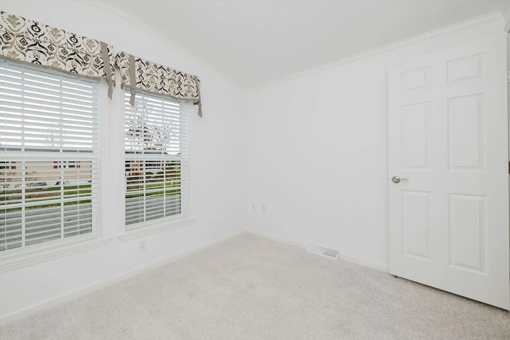 Photo of 80 Bally Dr