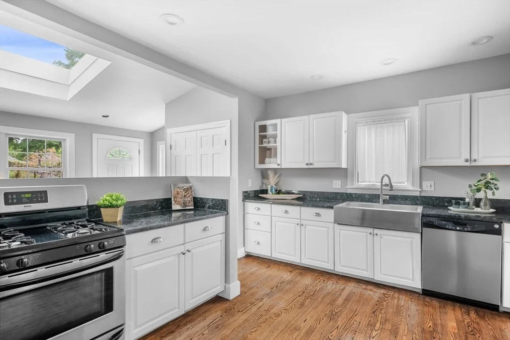 Photo of 8 Baker Ave