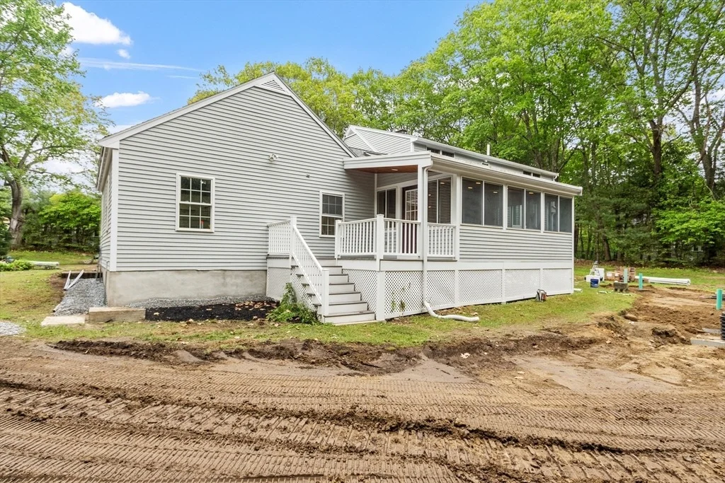Photo of 254 Taylor Rd