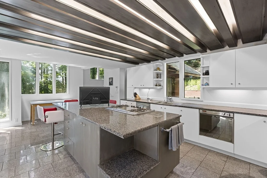 Photo of 331 Heath Street