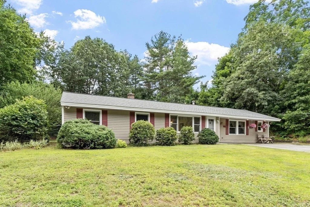 Photo of 17 Parlee Road