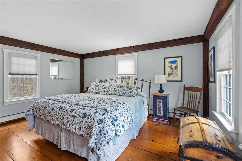 Photo of 9 Bay Path Dr