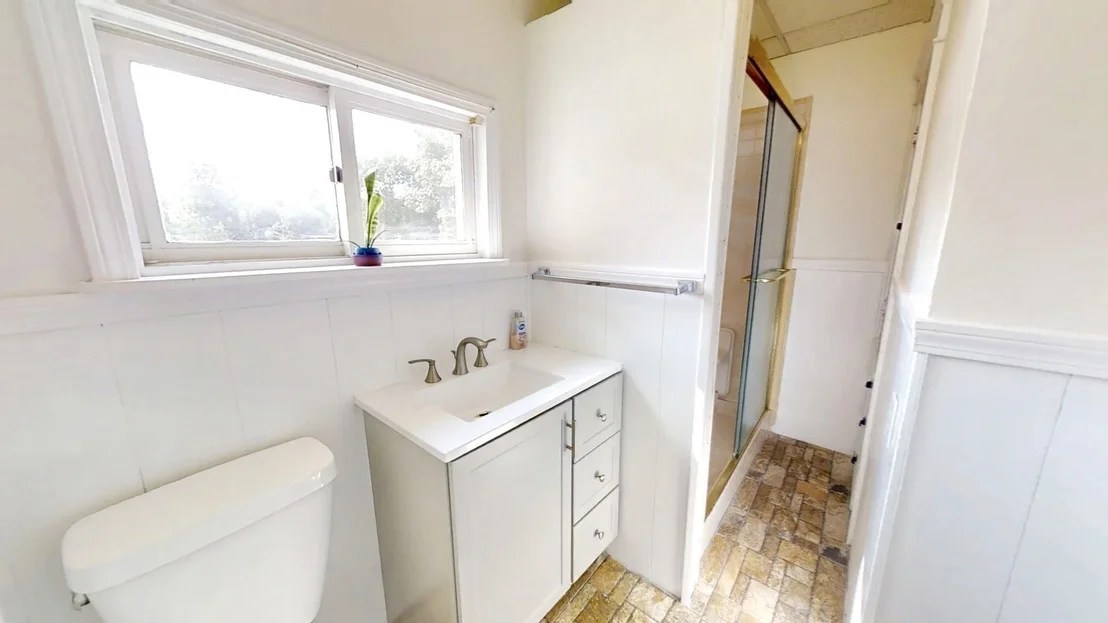 Photo of 22 Pelican Ave