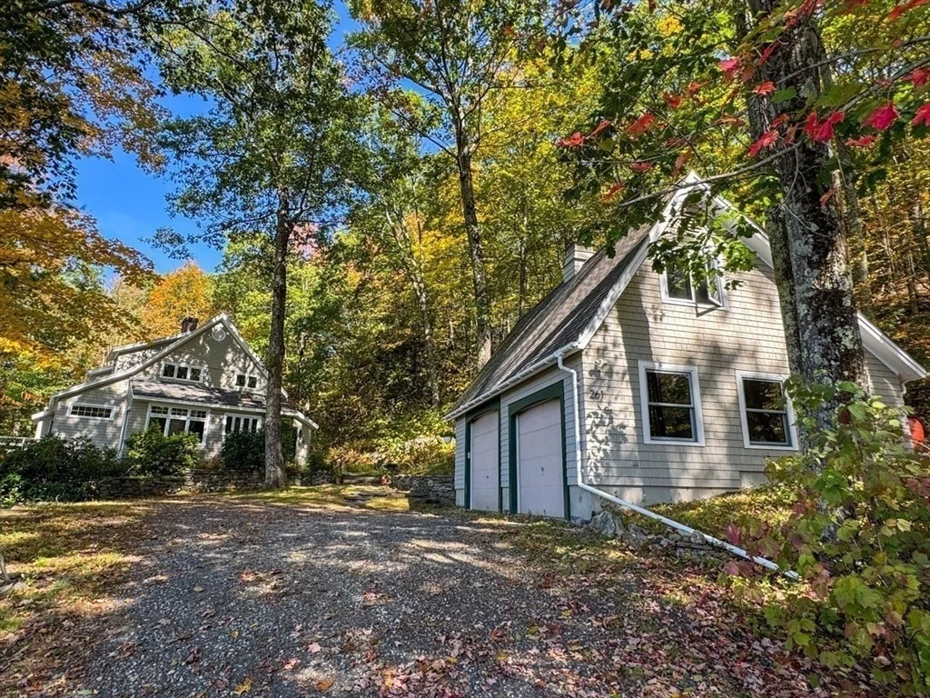 Photo of 261 Old Wendell Road