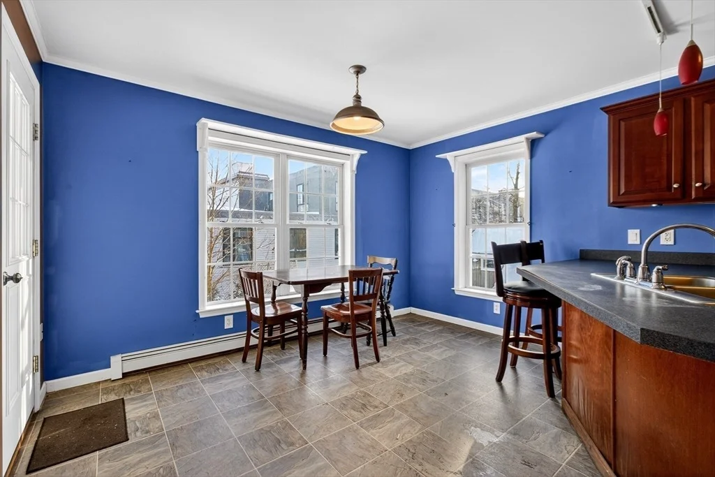 Photo of 70 Walnut St