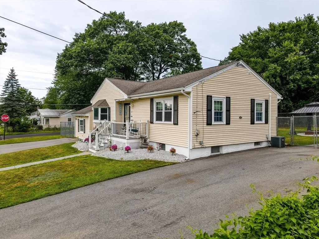 Photo of 77 Valley Road