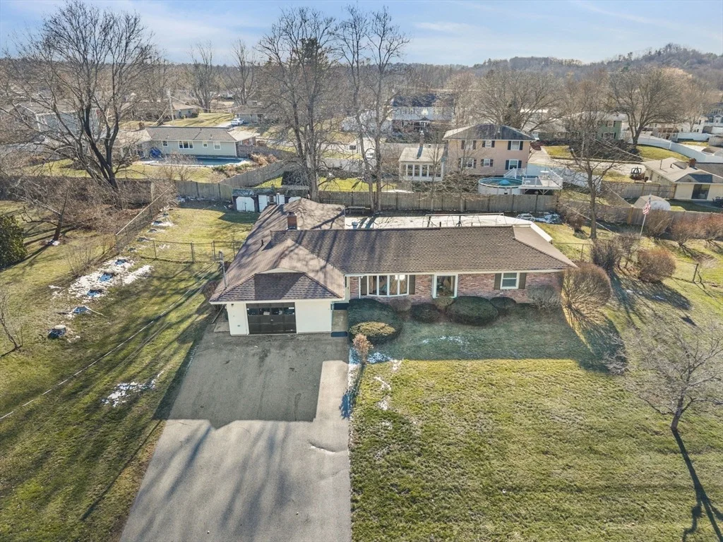 Photo of 11 Reservoir Dr.