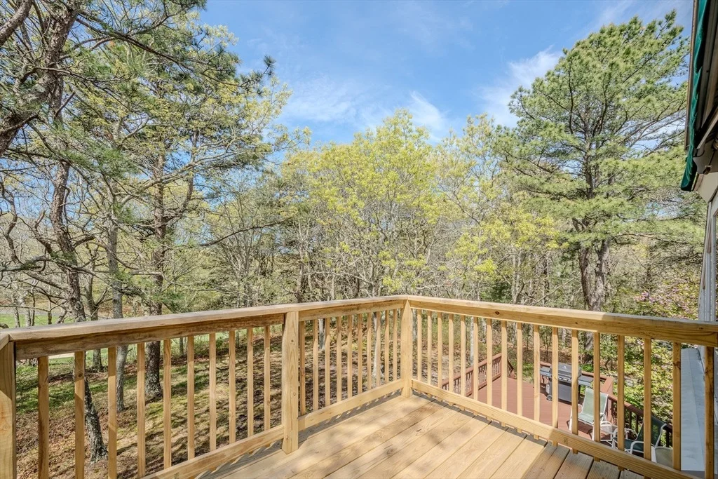 Photo of 41 Greensward Cir