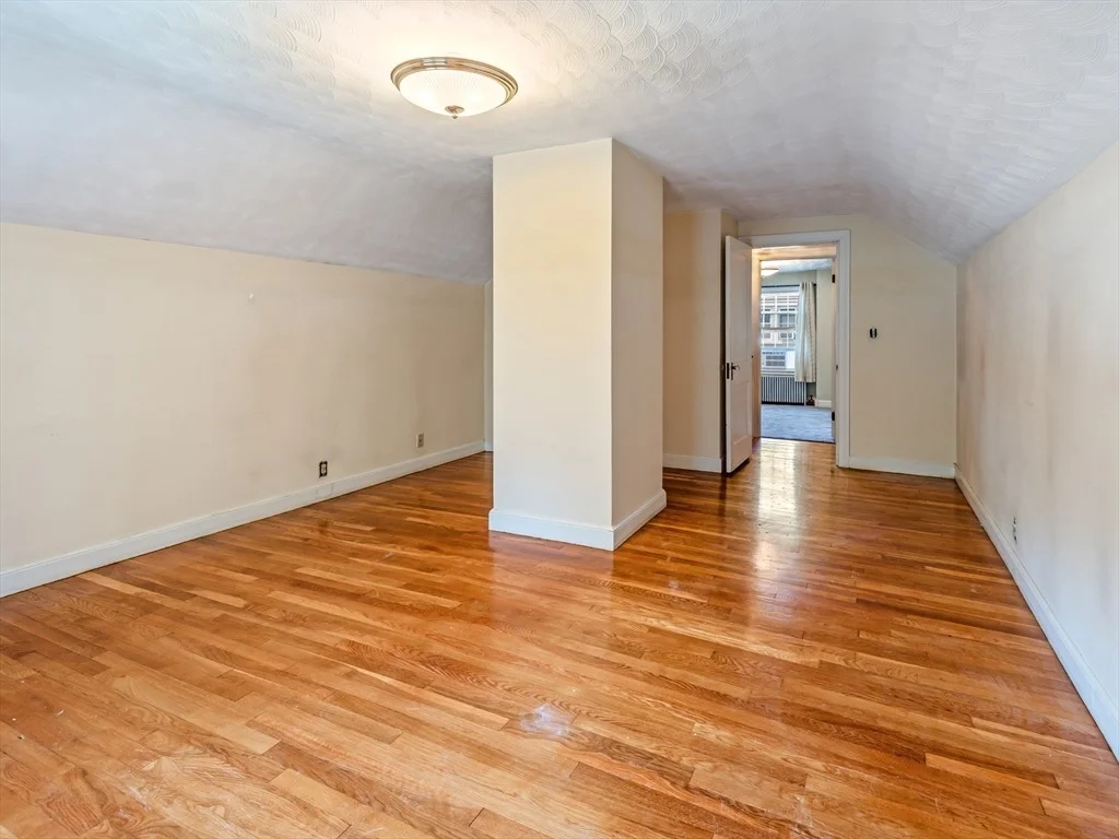 Photo of 422 Mill St