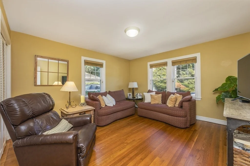 Photo of 27 Preston Beach Road