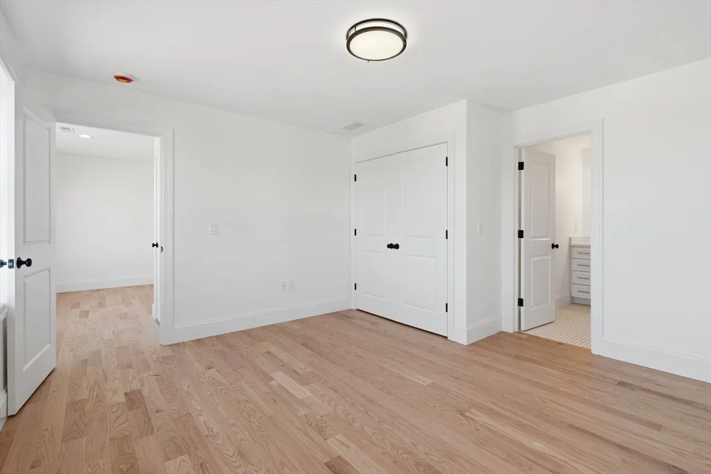 Photo of 16 Couture Way