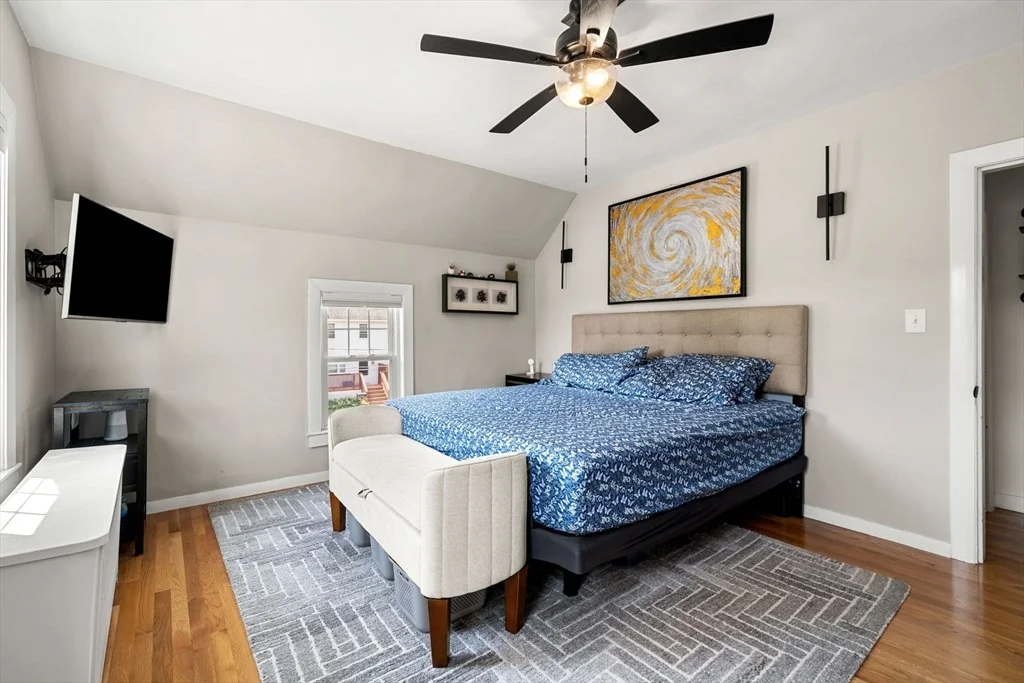 Photo of 90 Forest St
