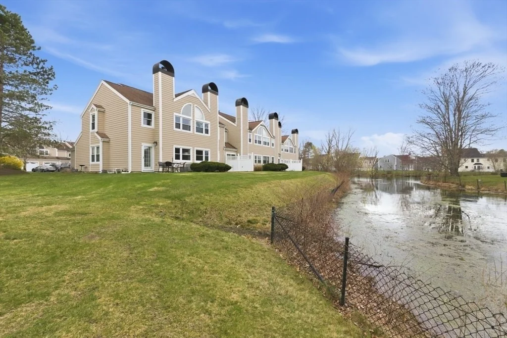 Photo of Unit 6 at 6 Teal Circle