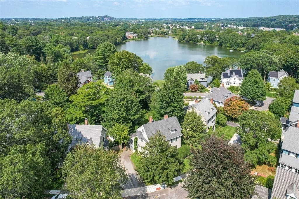 Photo of 19 Glengarry Road