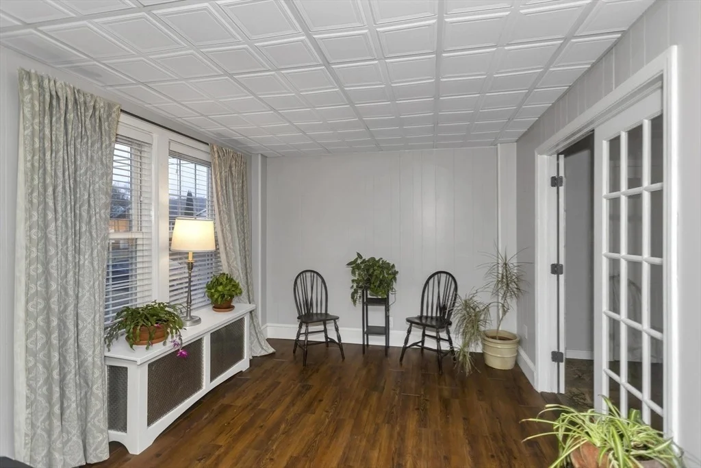 Photo of 231 Wheatland Ave