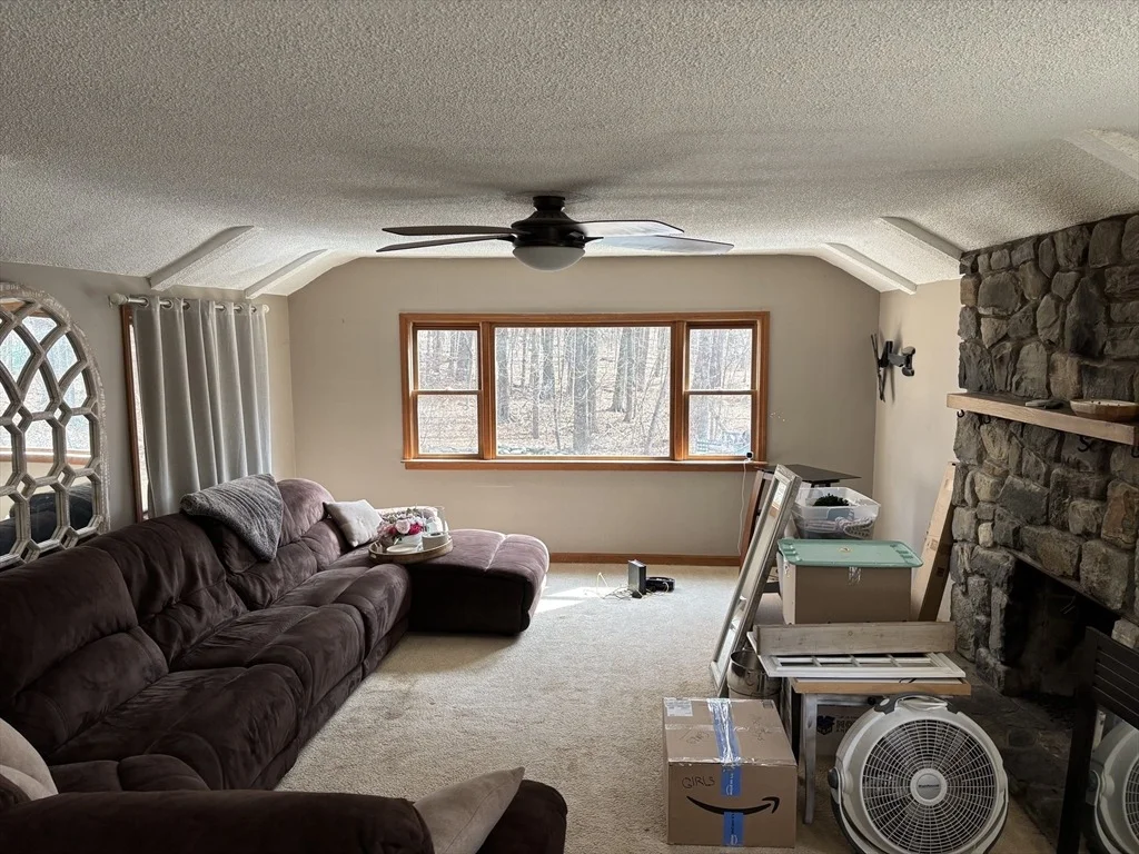 Photo of 45 Hickory Ln