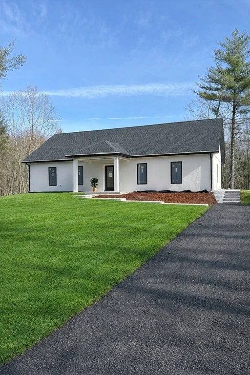 Photo of 16 Smith Hanson Rd