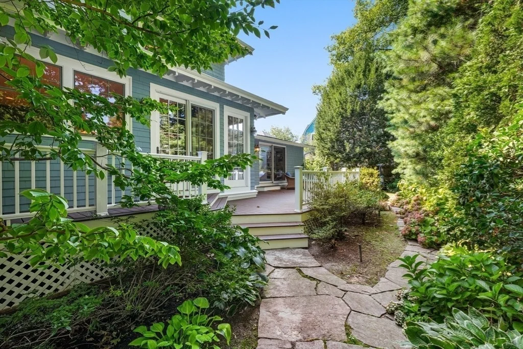 Photo of 85 Williston Rd
