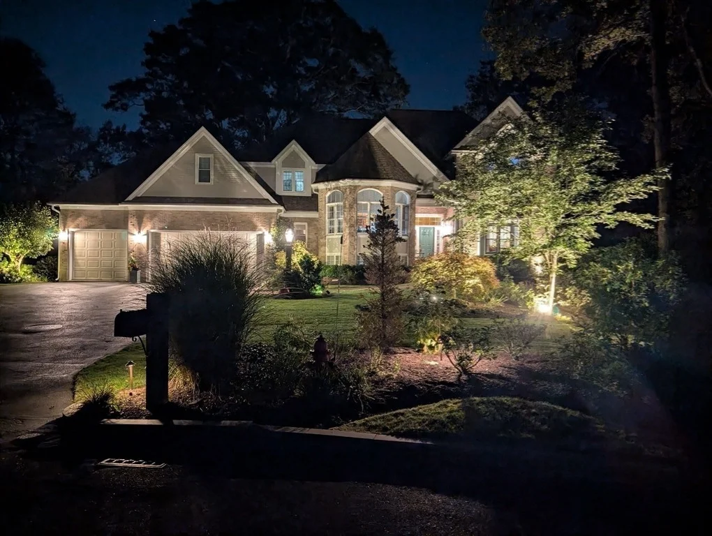 Photo of 21 Harvest Moon Dr.