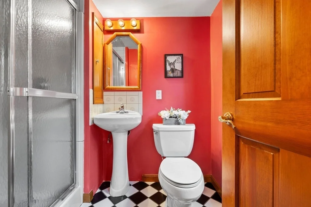 Photo of 16 Shady Ave