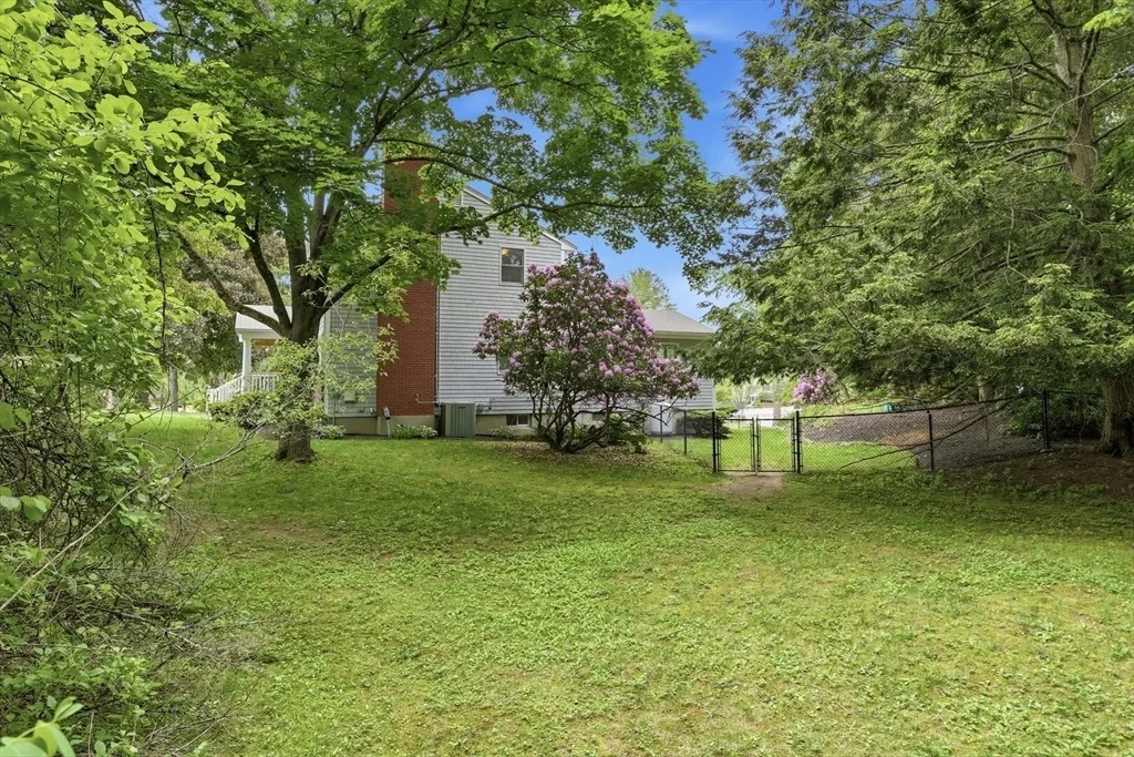 Photo of 6 Hillcrest Rd