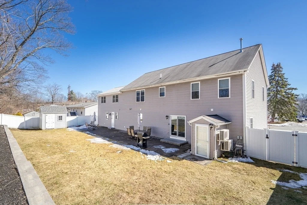 Photo of 10 Gately Dr