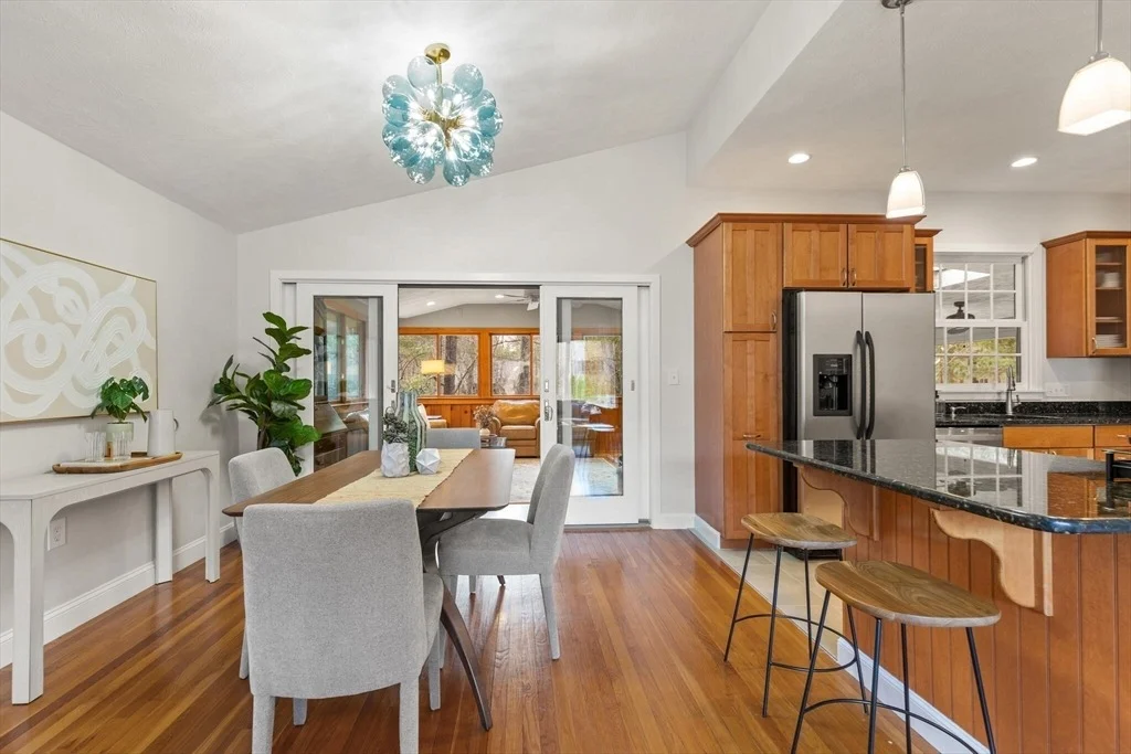 Photo of 31 Meadowbrook Rd