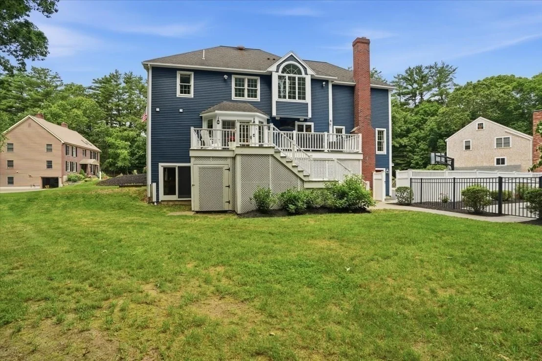 Photo of 85 Maple Ave