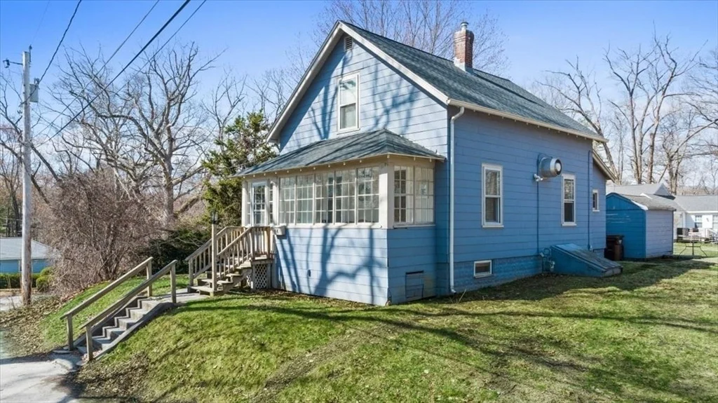 Photo of 88 Shore Dr
