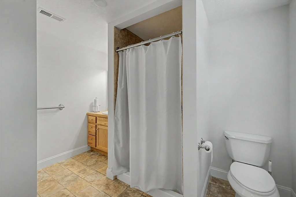 Photo of 792 Ryan Road