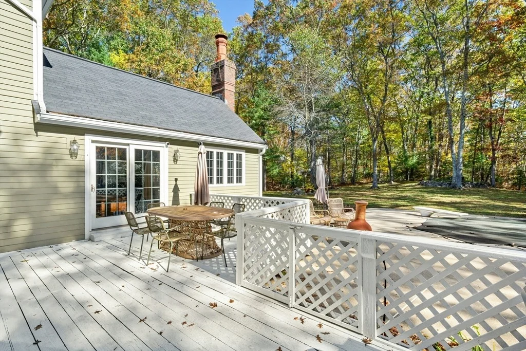 Photo of 266 Willowgate Rise