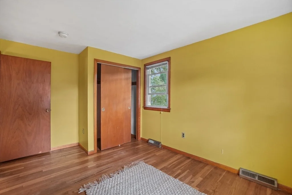 Photo of 111 Crestfield Dr