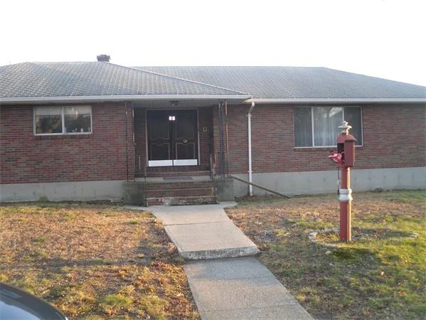 Photo of 19 Miscoe Rd
