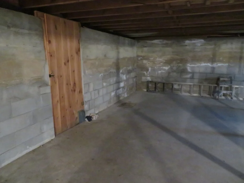 Photo of 103 King Philip Rd