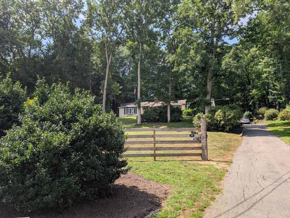 Photo of 37 Brookside Dr
