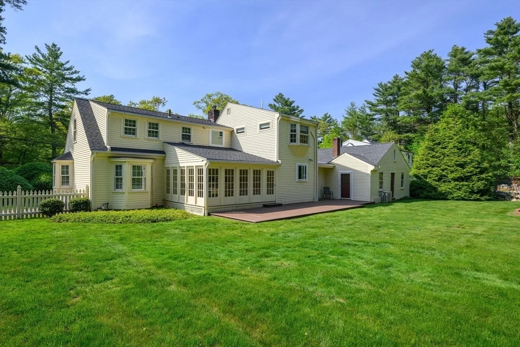 Photo of 494 Cushing