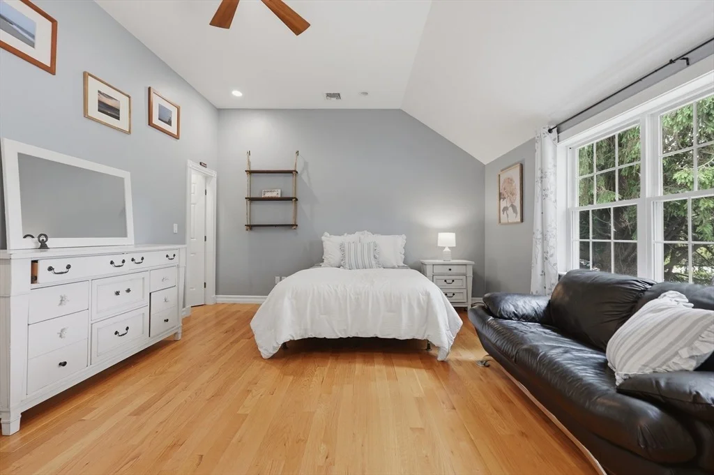 Photo of 5 Laclede Avenue