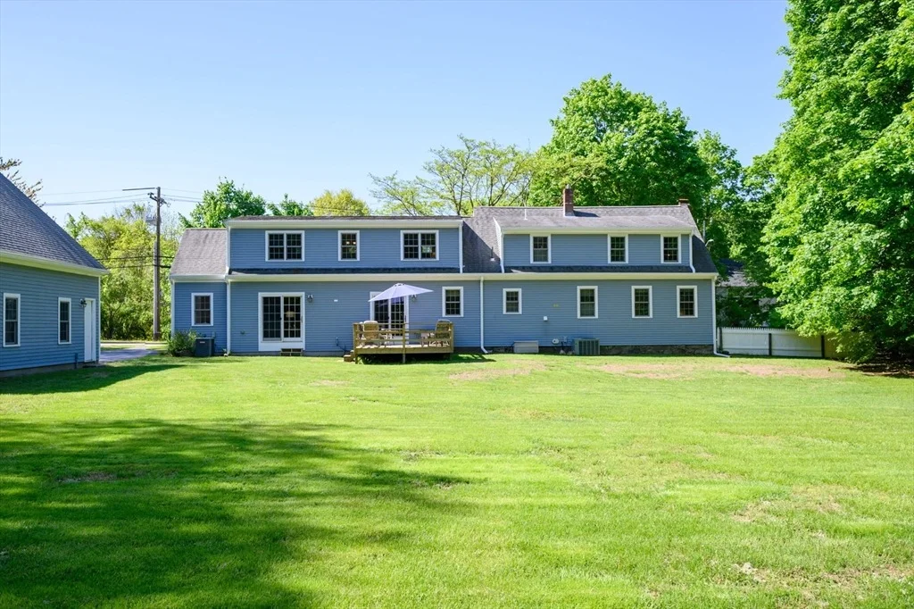 Photo of 77 Main St