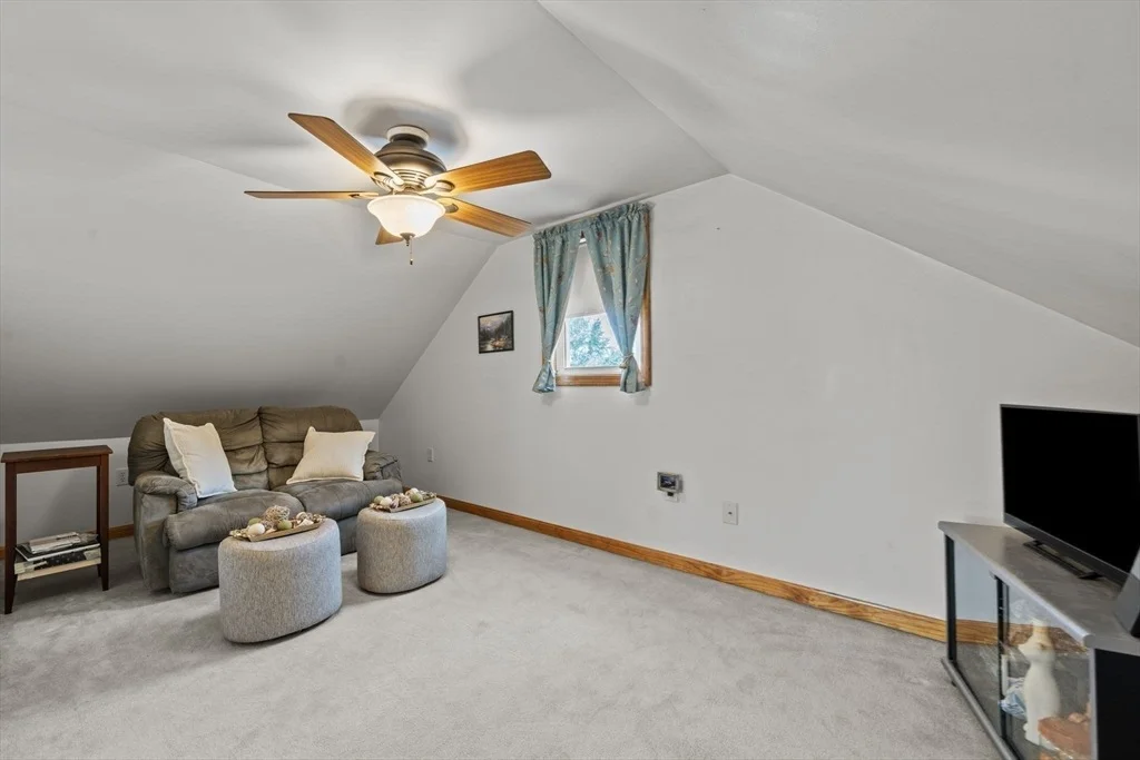 Photo of 14 Richard Cir