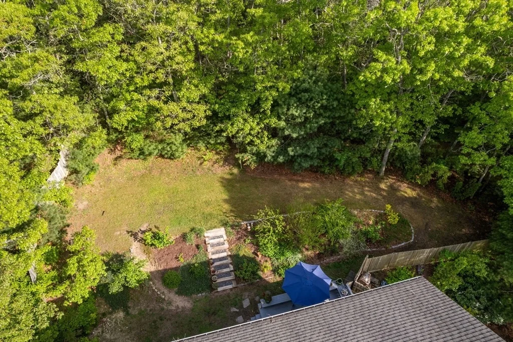 Photo of 8 Friendship Ln