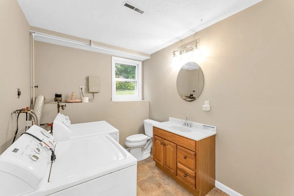 Photo of 61 Cynthia Rd