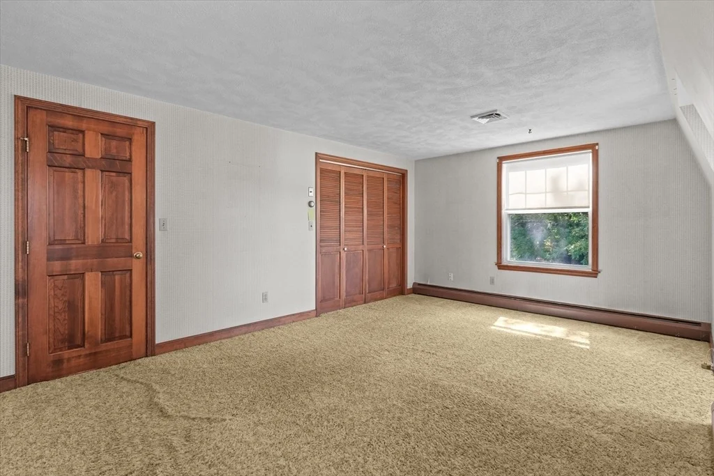 Photo of 85 Rosewood Dr
