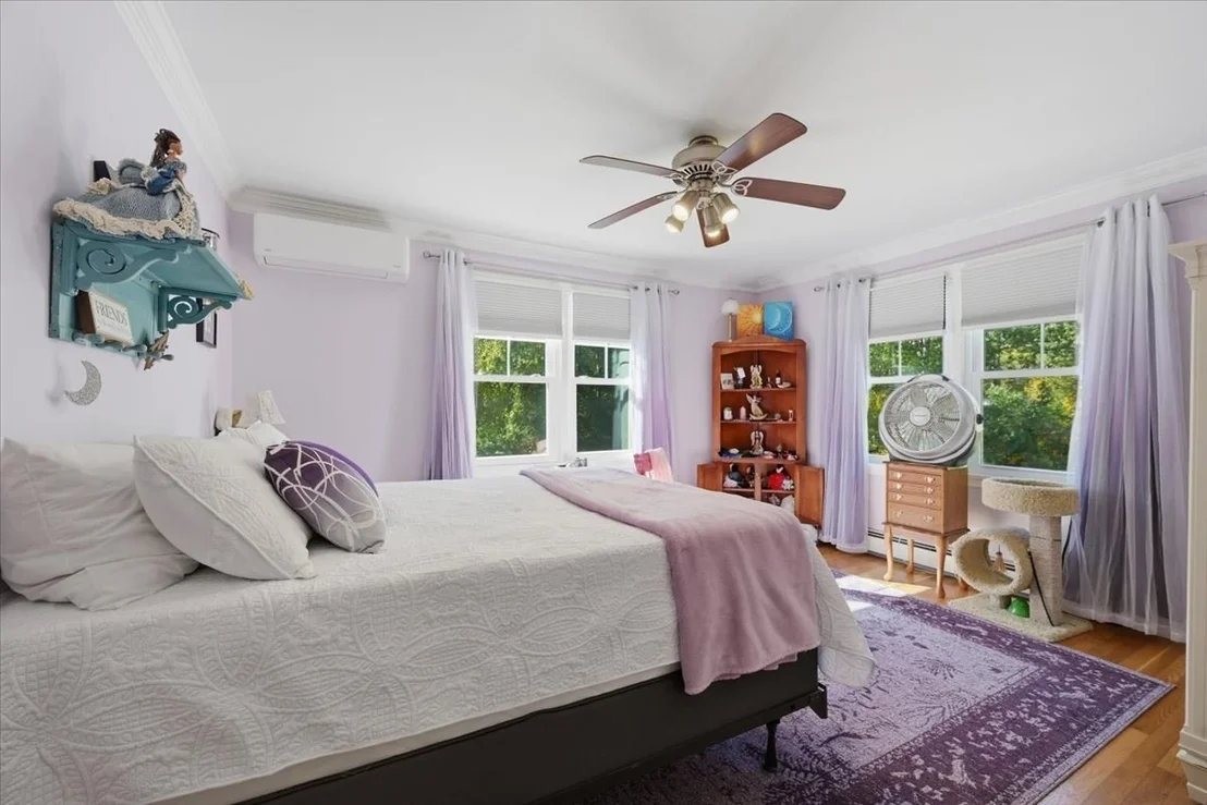 Photo of 131 Henry St