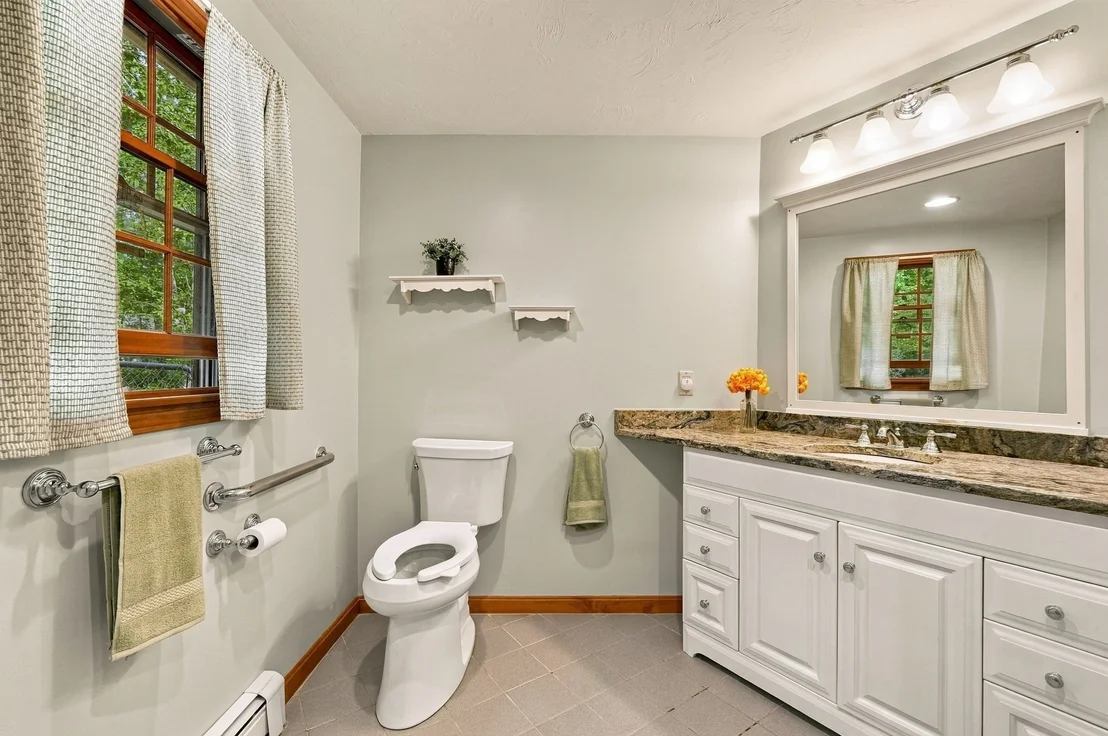 Photo of 70 Birchbark Dr
