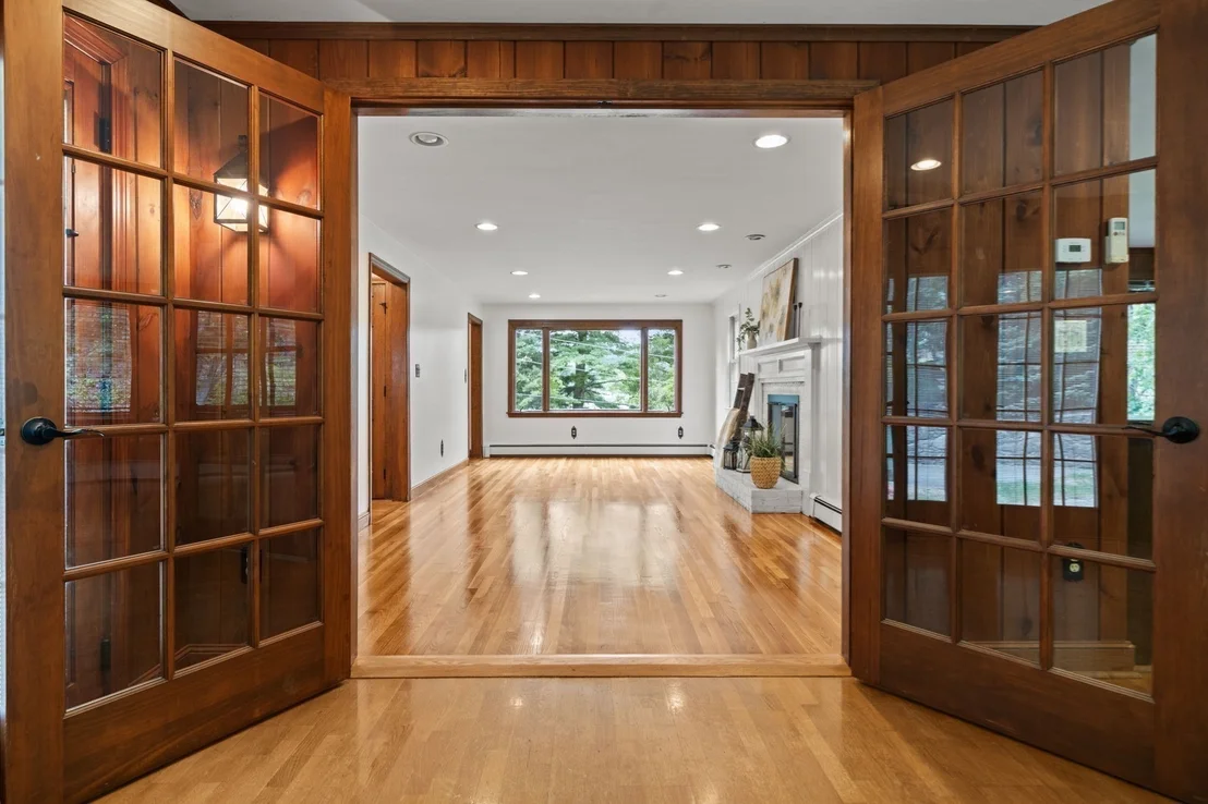 Photo of 102 Oak Ridge Drive